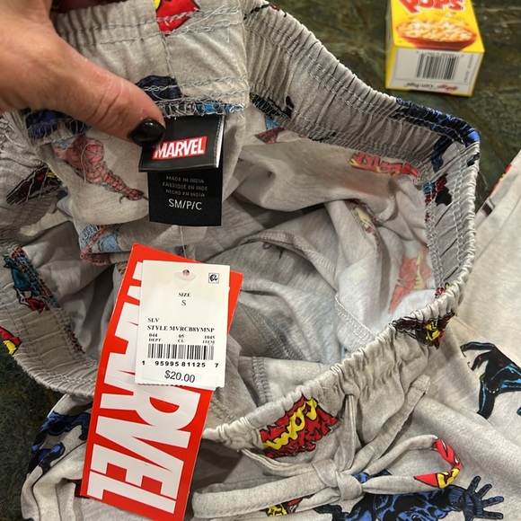 Marvel Pajama Pant 🦸🚀 - Picture 4 of 7